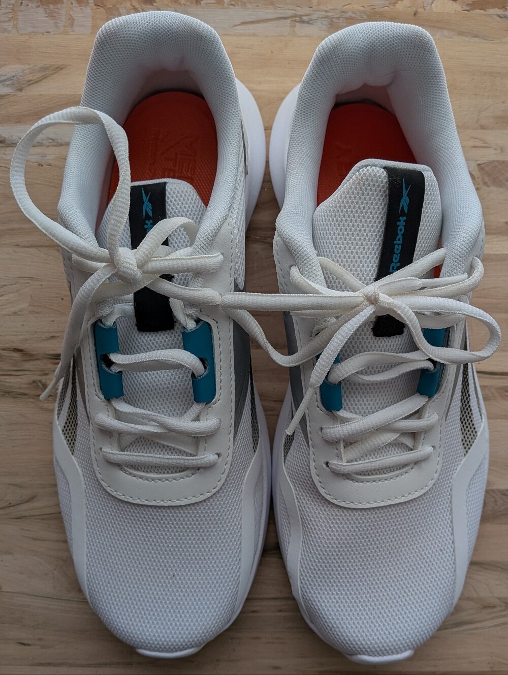 Reebok White Black Sneakers Energen Lux - Picture 3 of 7